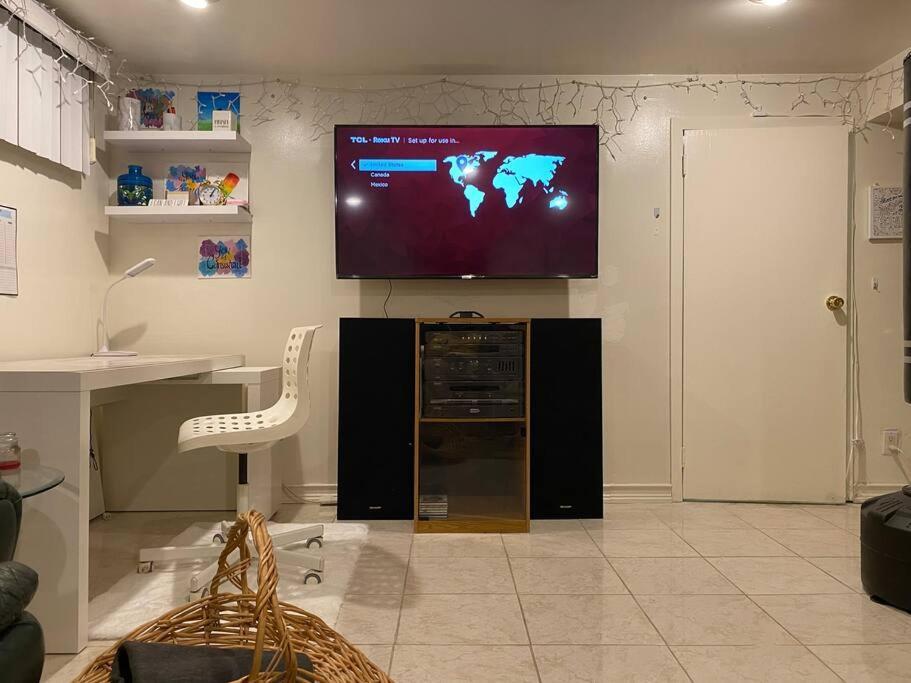 Treasure In Queens Apartment New York Bagian luar foto